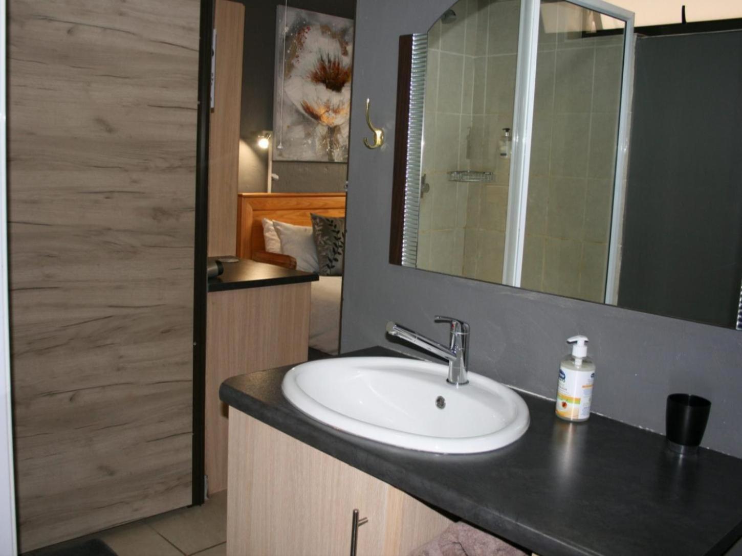 La Belle Guesthouse Parys Pokoj fotografie